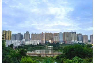 盤洲市藍(lán)山一品采購了一批美天垃圾桶